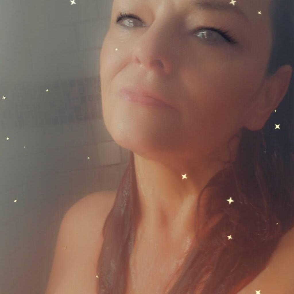 
                        Chrisinda Jones
                     is Female Escorts. | Brandon | Manitoba | Canada | canadatopescorts.com 