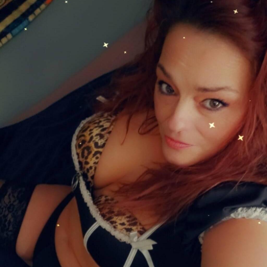 
                        Chrisinda Jones
                     is Female Escorts. | Brandon | Manitoba | Canada | canadatopescorts.com 