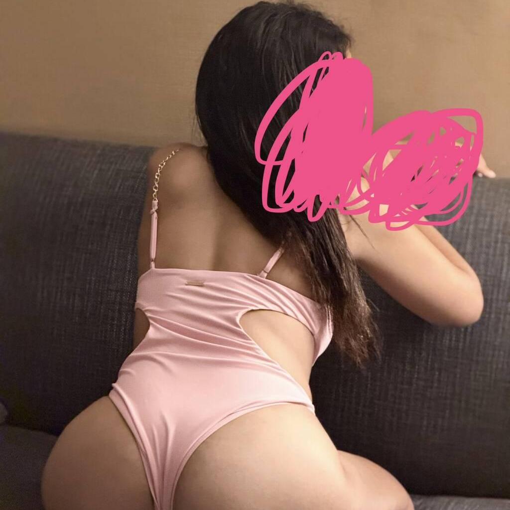 
                        Elle
                     is Female Escorts. | St. John | New Brunswick | Canada | canadatopescorts.com 