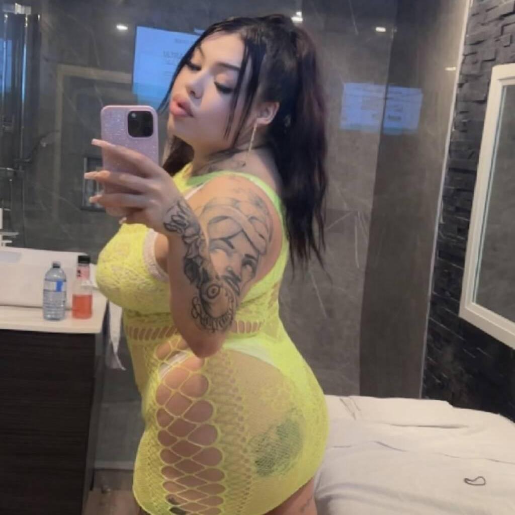 
                        Starr
                     is Female Escorts. | Chatham | Ontario | Canada | canadatopescorts.com 