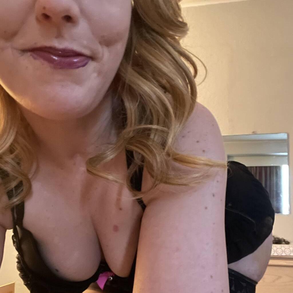 
                        Isabella
                     is Female Escorts. | Niagara | Ontario | Canada | canadatopescorts.com 
