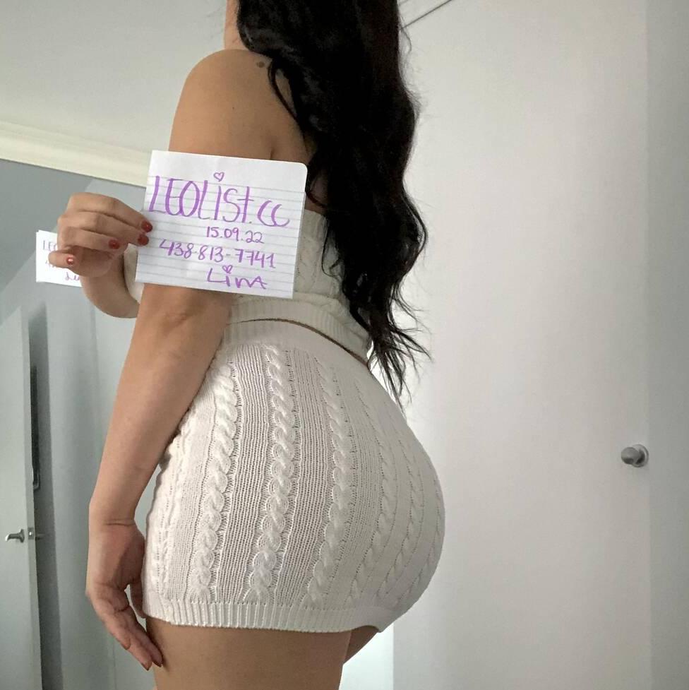 
                        L ii n a
                     is Female Escorts. | Quebec City | Quebec | Canada | canadatopescorts.com 