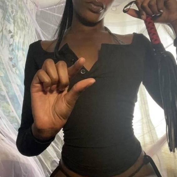 
                        Chanel  438.468.5687
                     is Female Escorts. | Trois Rivieres | Quebec | Canada | canadatopescorts.com 