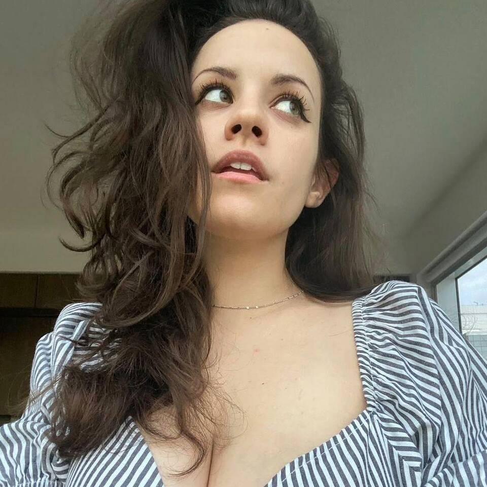 
                        Jenna
                     is Female Escorts. | Cariboo | British Columbia | Canada | canadatopescorts.com 
