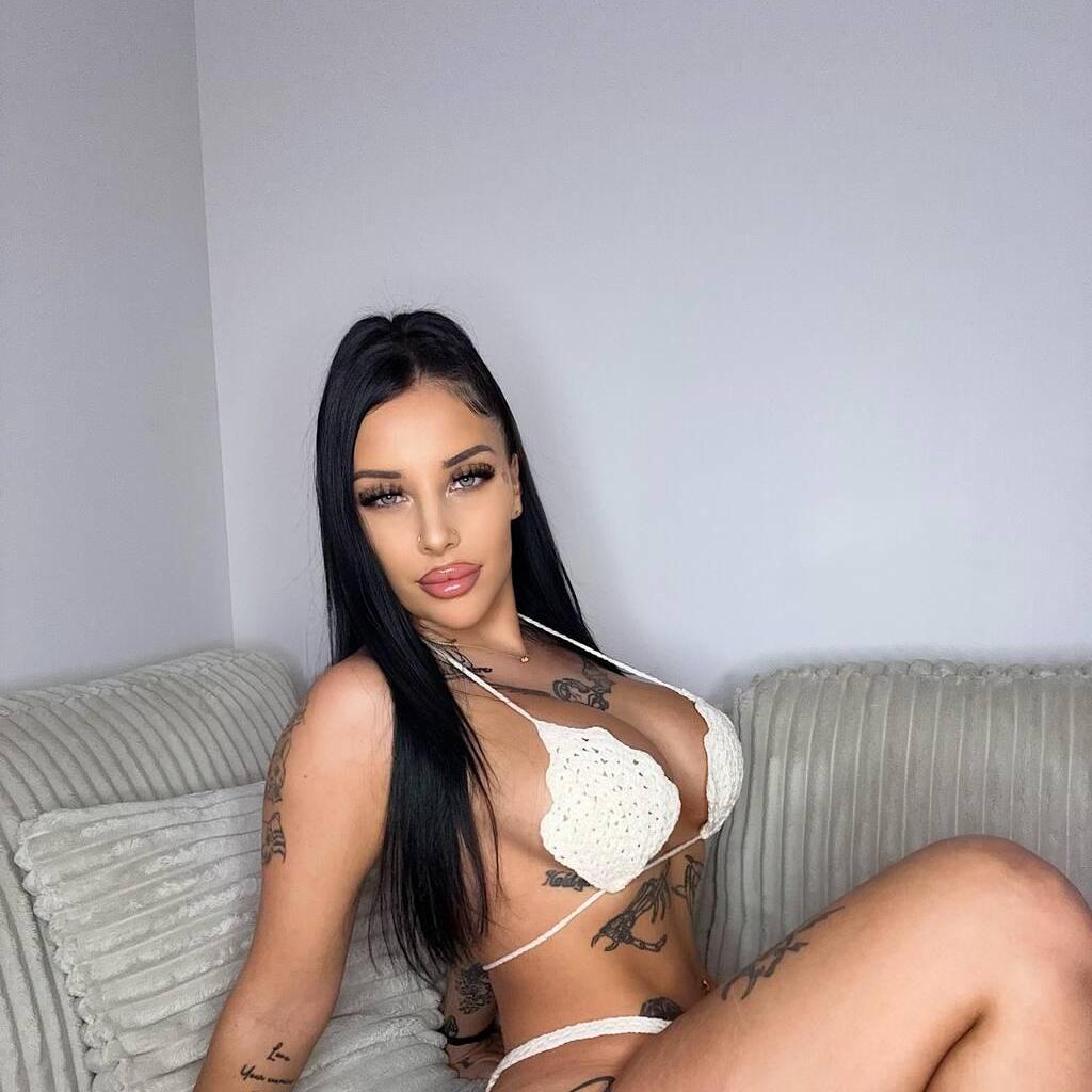 
                        valentina
                     is Female Escorts. | Toronto | Ontario | Canada | canadatopescorts.com 