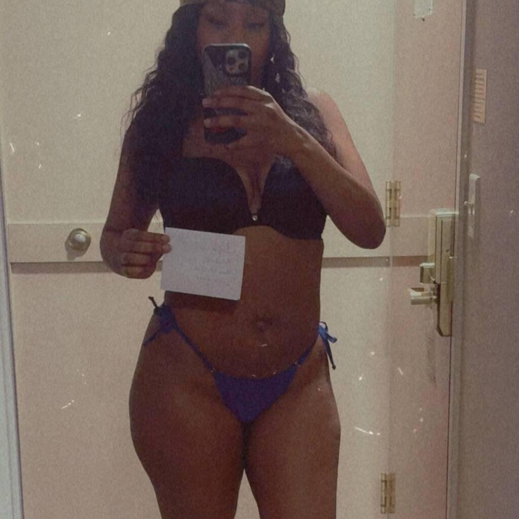 
                        Mercedes
                     is Female Escorts. | Hamilton | Ontario | Canada | canadatopescorts.com 