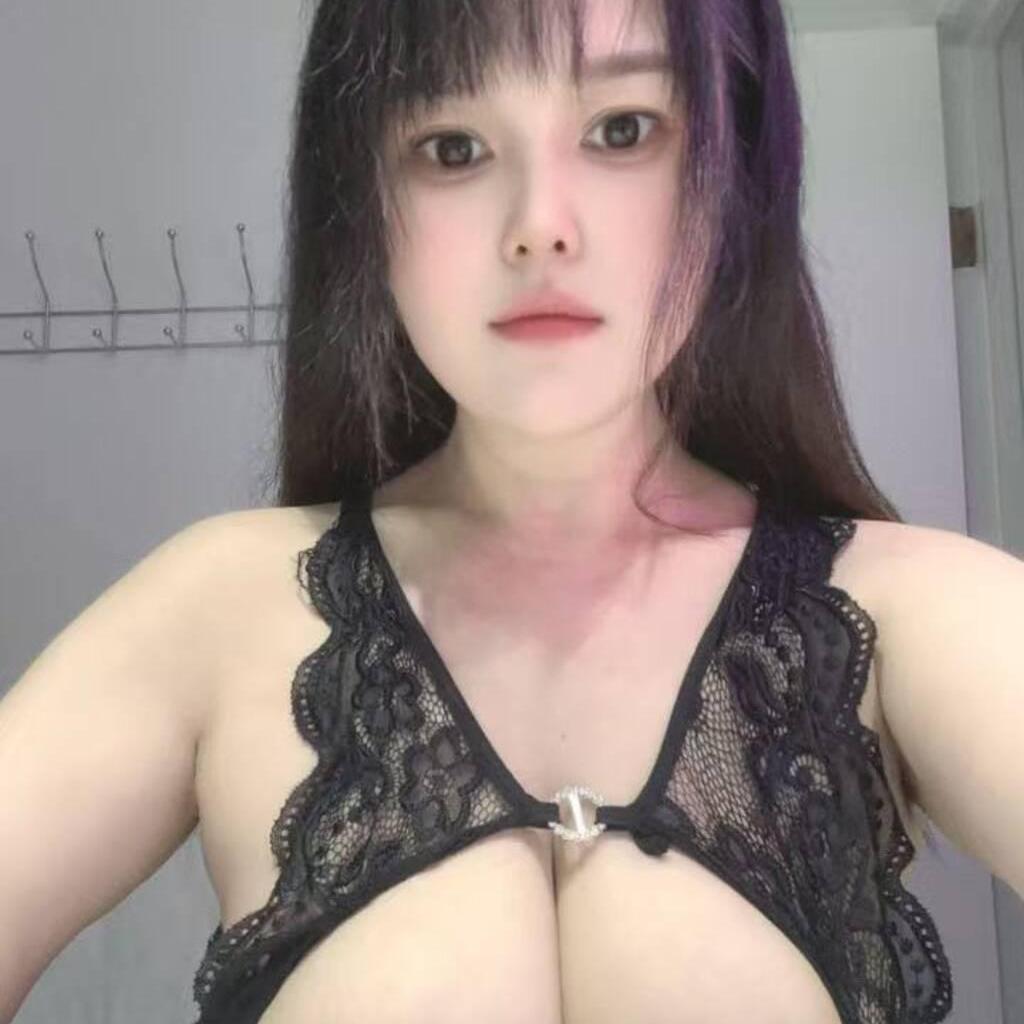 
                        Yuki
                     is Female Escorts. | Brandon | Manitoba | Canada | canadatopescorts.com 