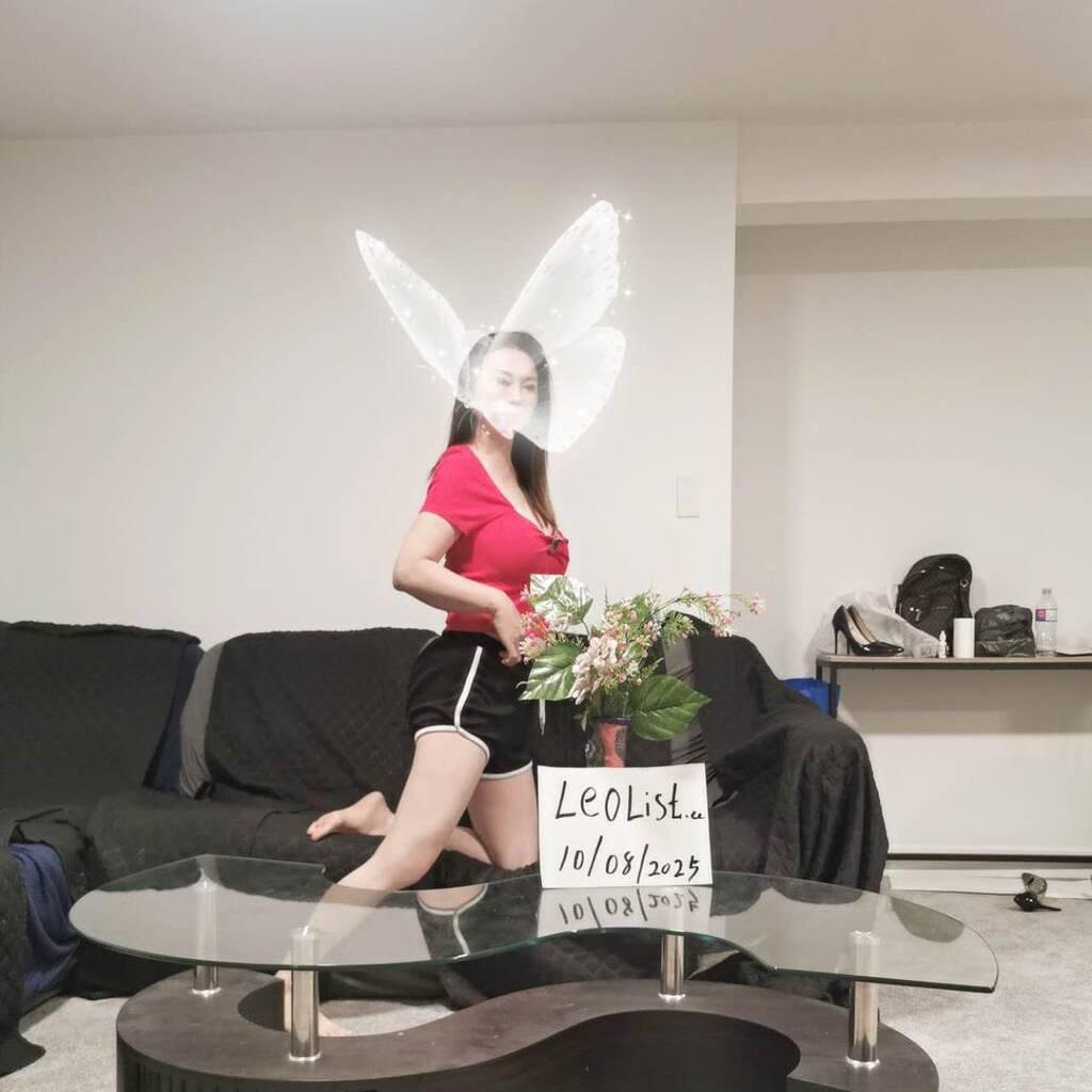 
                        YiYi
                     is Female Escorts. | Toronto | Ontario | Canada | canadatopescorts.com 