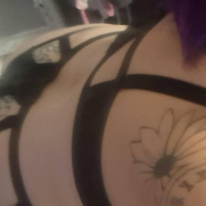
                        Saralynn 6-5-5-9-7-3-6
                     is Female Escorts. | Moncton | New Brunswick | Canada | canadatopescorts.com 