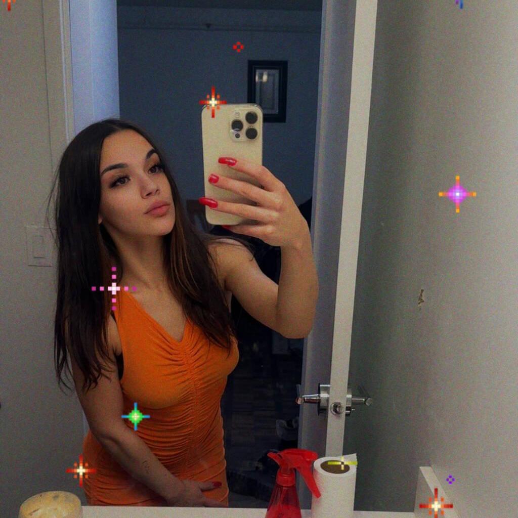 
                        Rosa
                     is Female Escorts. | Niagara | Ontario | Canada | canadatopescorts.com 