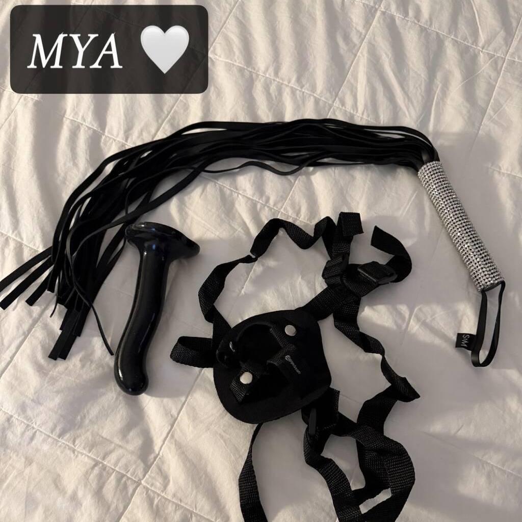 
                        Mya
                     is Female Escorts. | Winnipeg | Manitoba | Canada | canadatopescorts.com 