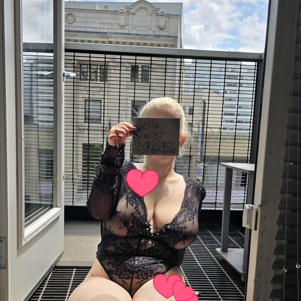 
                        Bella
                     is Female Escorts. | Montreal | Quebec | Canada | canadatopescorts.com 