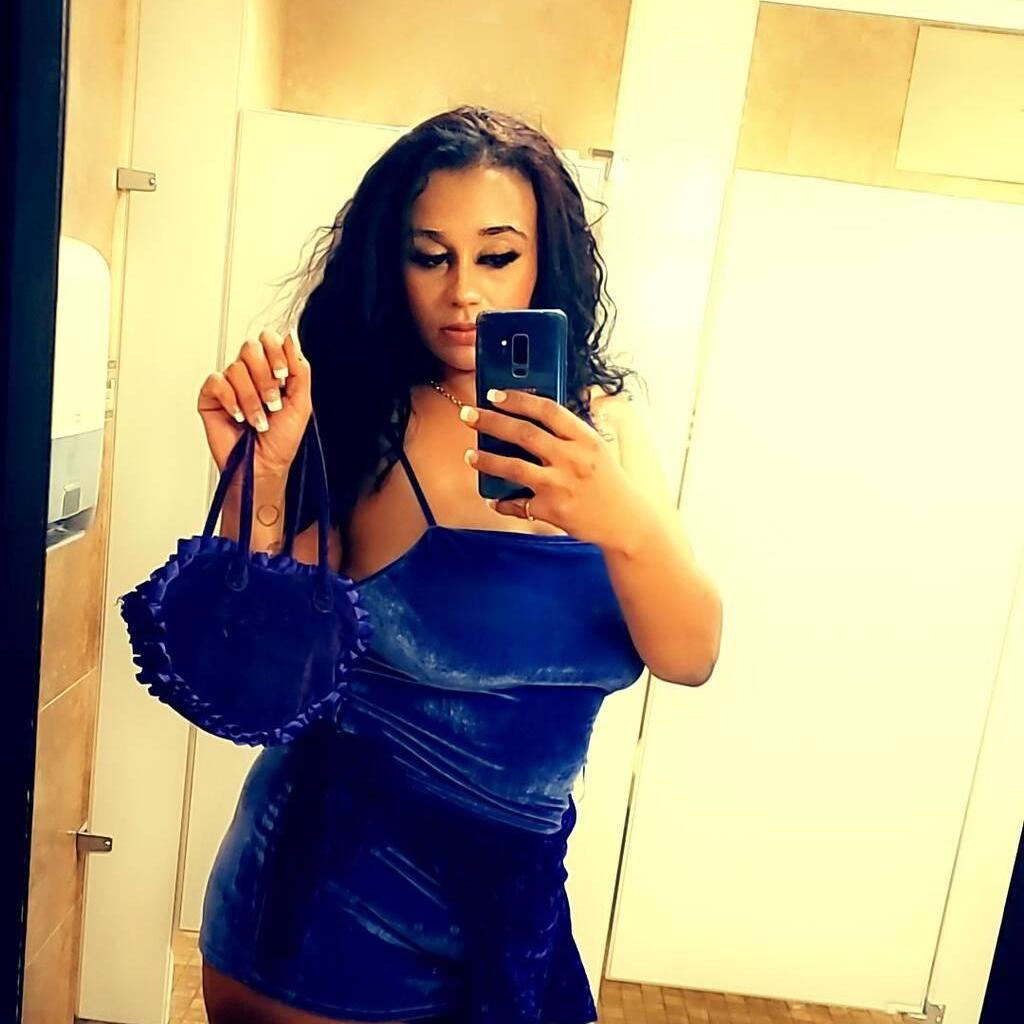
                        London brigett
                     is Female Escorts. | Red Deer | Alberta | Canada | canadatopescorts.com 