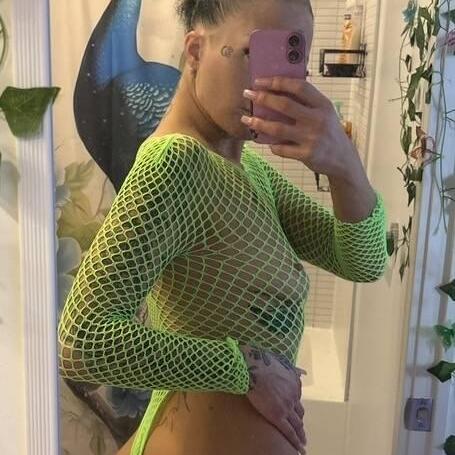 
                        Khloe
                     is Female Escorts. | Hamilton | Ontario | Canada | canadatopescorts.com 