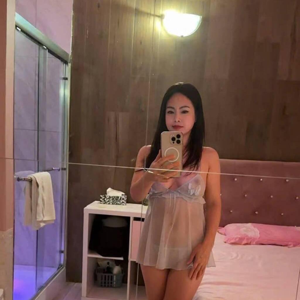 
                        Candy
                     is Female Escorts. | Montreal | Quebec | Canada | canadatopescorts.com 