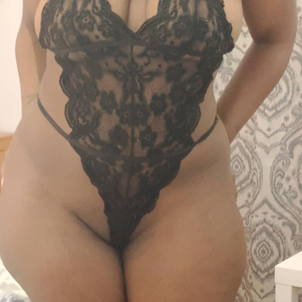 
                        Cloe
                     is Female Escorts. | Quebec City | Quebec | Canada | canadatopescorts.com 