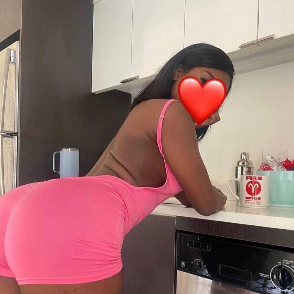 
                        Mia
                     is Female Escorts. | Kingston | Ontario | Canada | canadatopescorts.com 