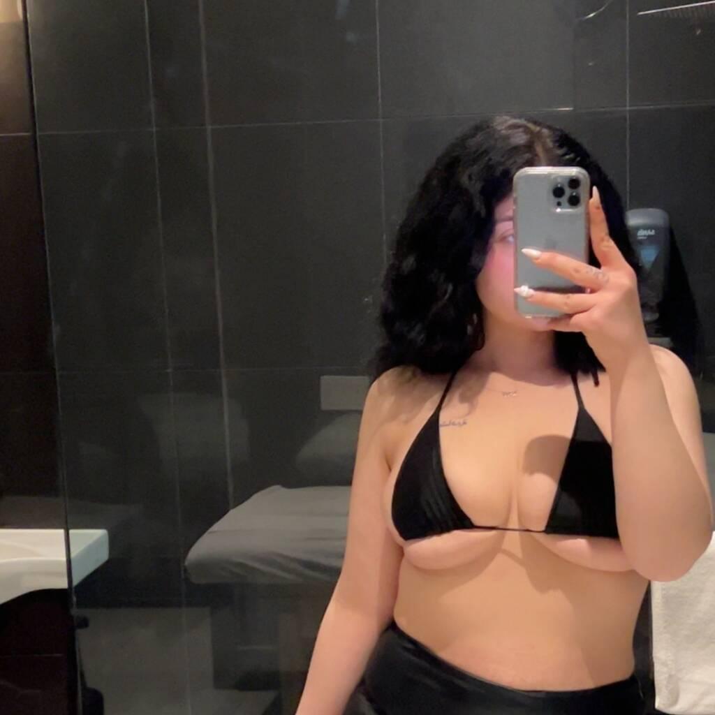 
                        AYAH
                     is Female Escorts. | Toronto | Ontario | Canada | canadatopescorts.com 