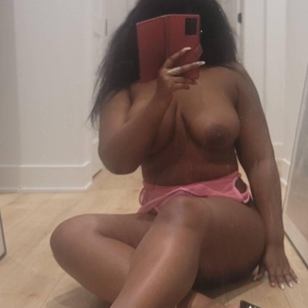 
                        Vivi Love
                     is Female Escorts. | Quebec City | Quebec | Canada | canadatopescorts.com 