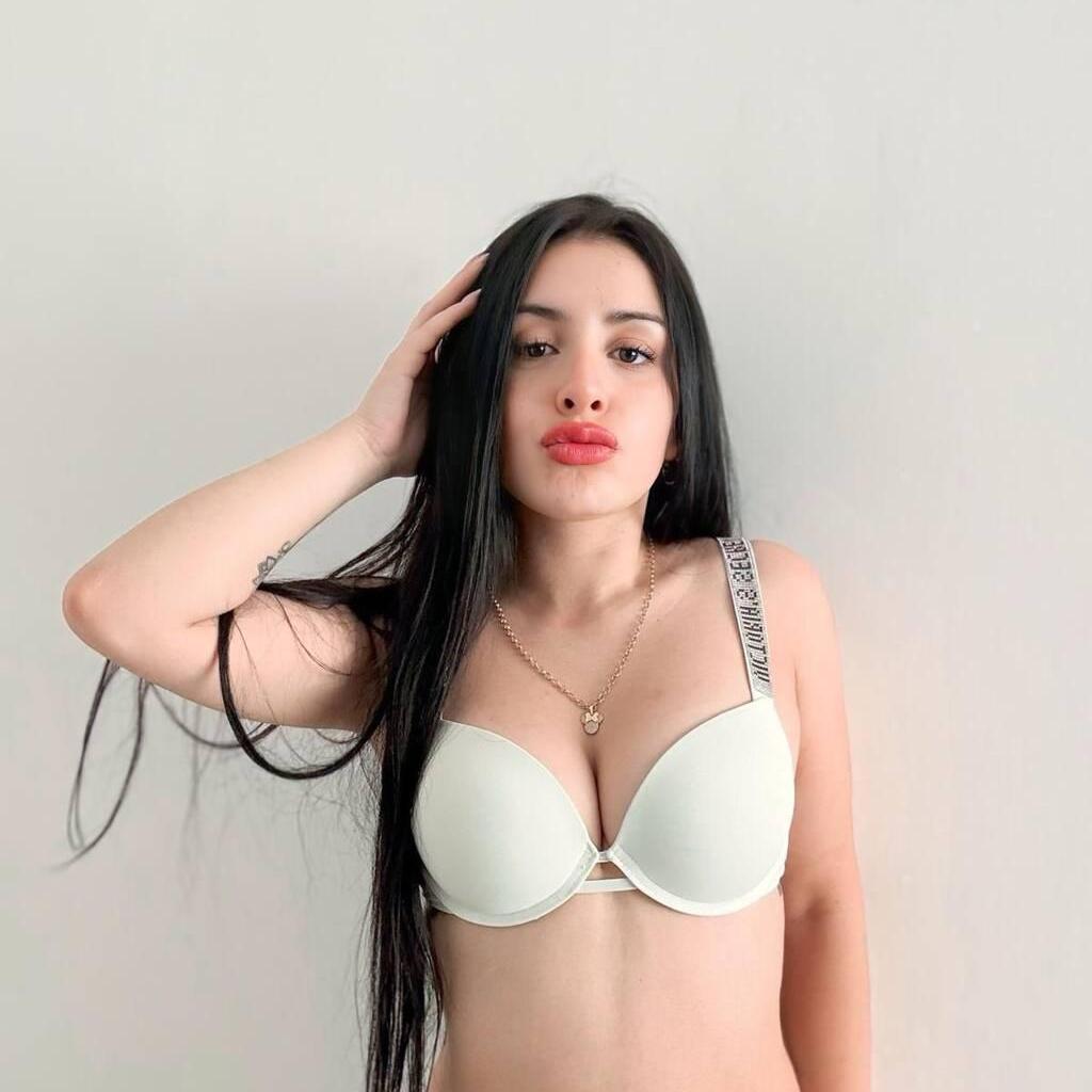 
                        Mia
                     is Female Escorts. | Toronto | Ontario | Canada | canadatopescorts.com 
