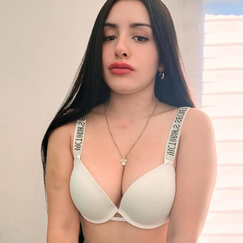
                        Mia
                     is Female Escorts. | Toronto | Ontario | Canada | canadatopescorts.com 