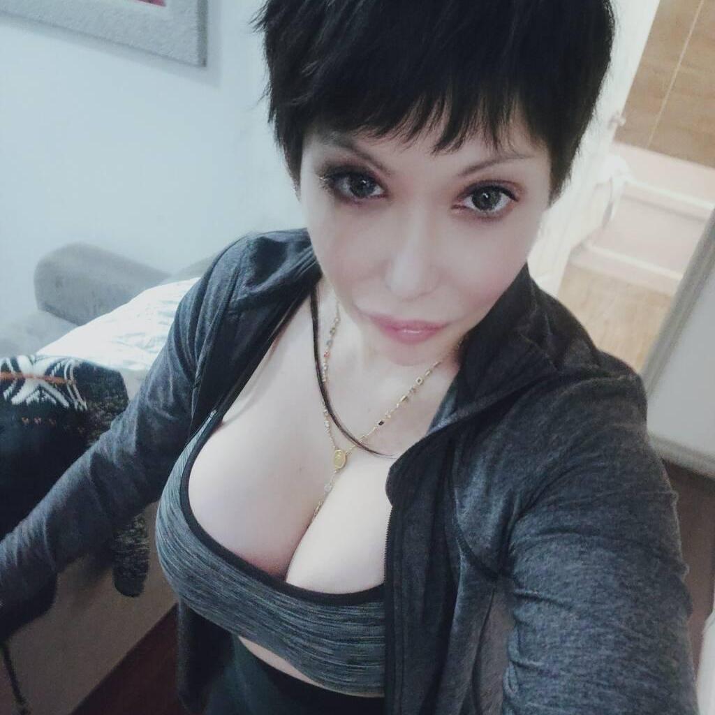 
                        SHEMALE SODA
                     is Female Escorts. | Calgary | Alberta | Canada | canadatopescorts.com 