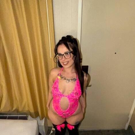 
                        Amber
                     is Female Escorts. | Peace River Country | British Columbia | Canada | canadatopescorts.com 