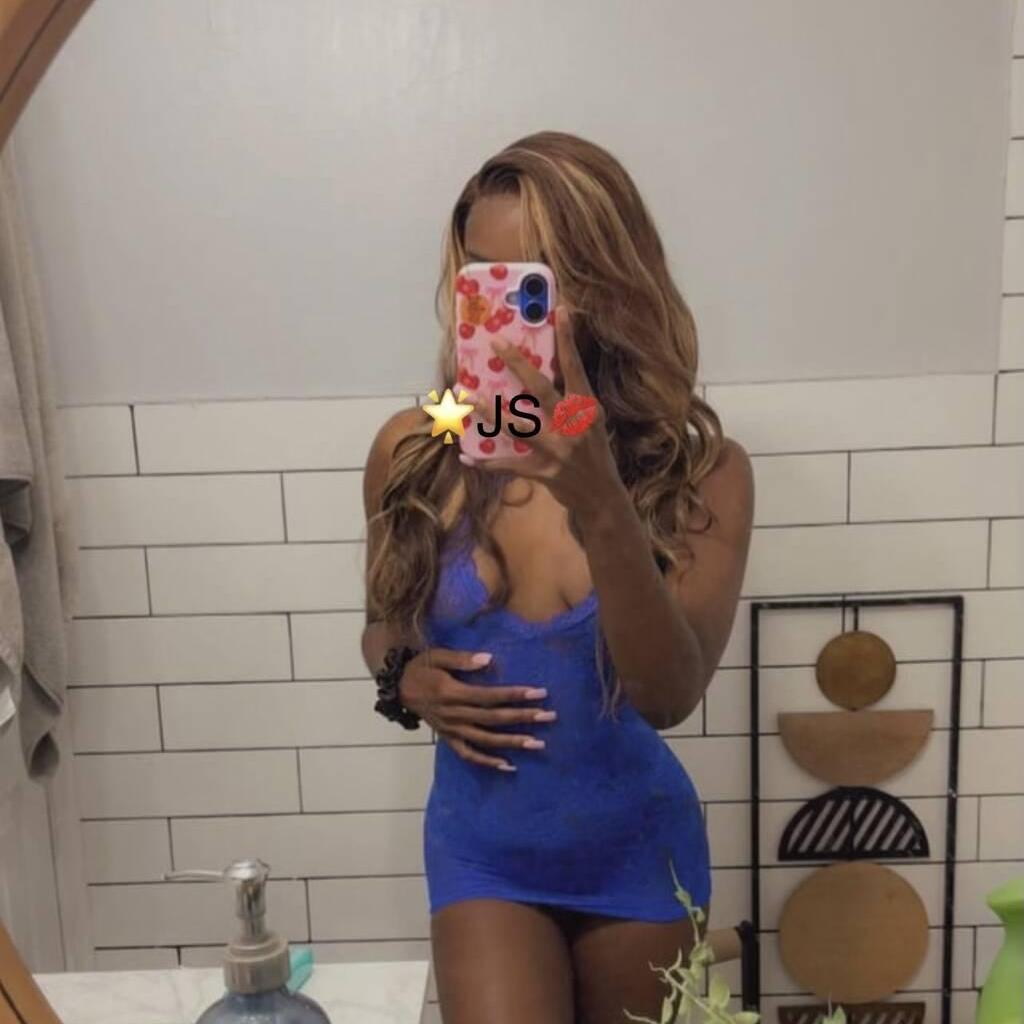 
                        Jazmine Star-
                     is Female Escorts. | Niagara | Ontario | Canada | canadatopescorts.com 