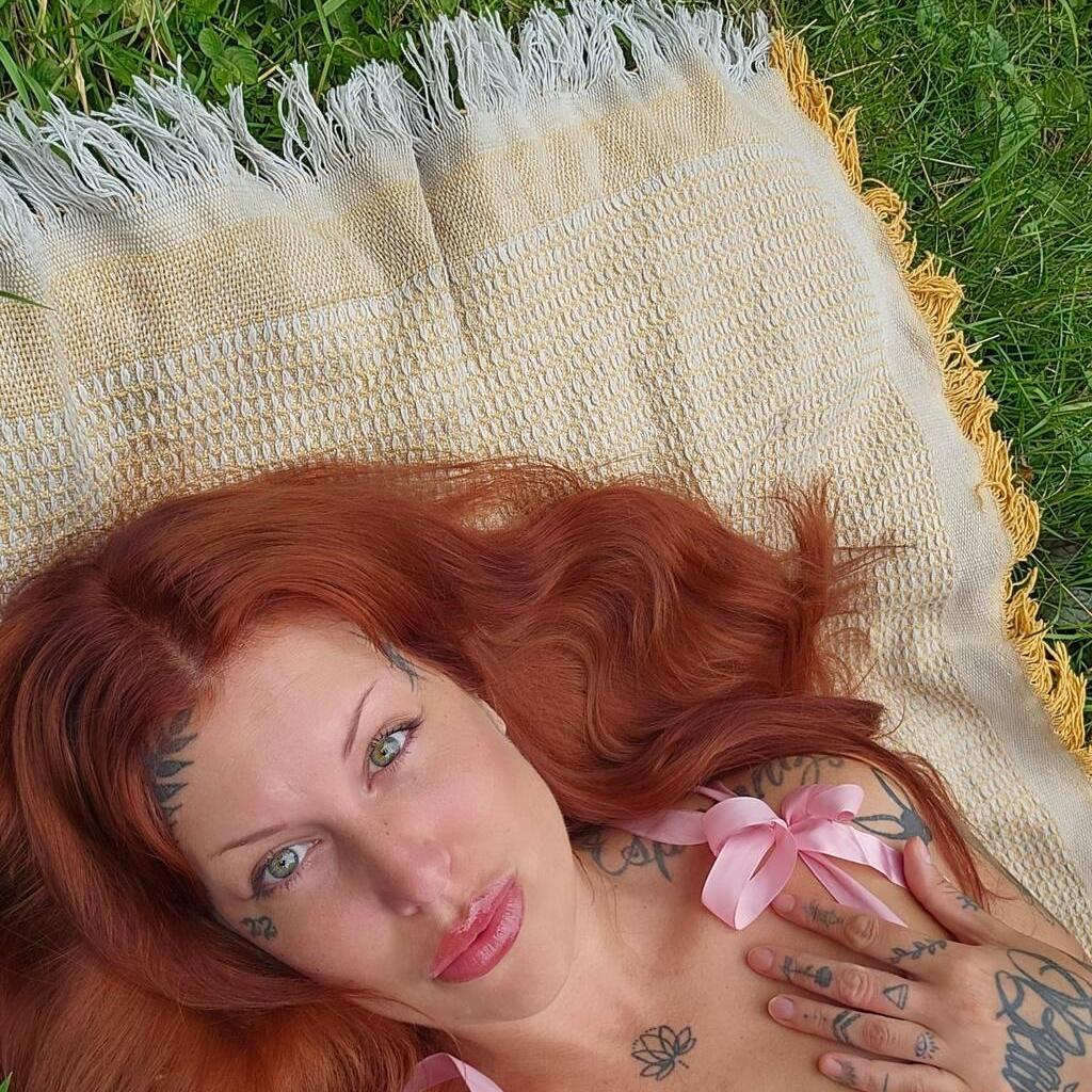 
                        Sabrina Chains
                     is Female Escorts. | Quebec City | Quebec | Canada | canadatopescorts.com 