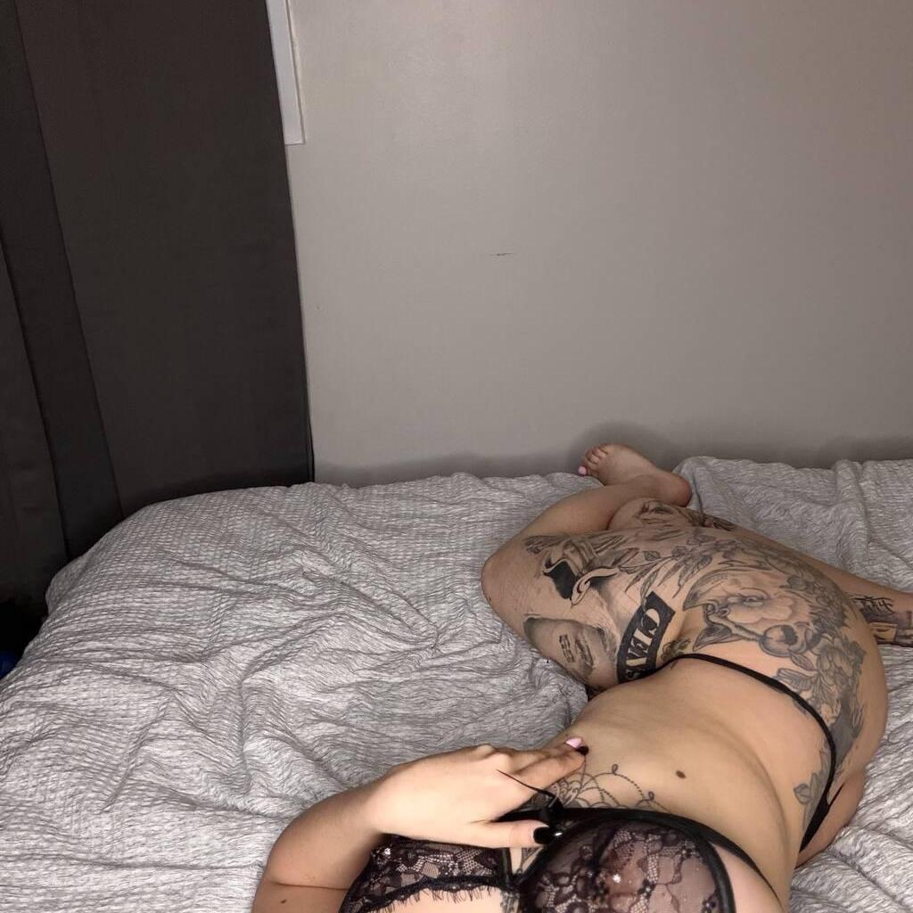 
                        SOMMER RAY
                     is Female Escorts. | Calgary | Alberta | Canada | canadatopescorts.com 
