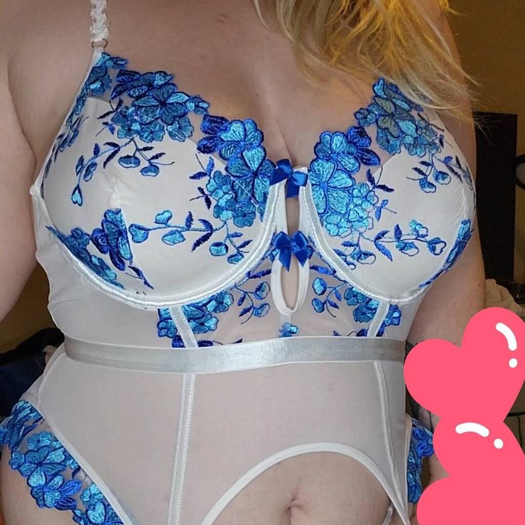 
                        Aurora
                     is Female Escorts. | Regina | Saskatchewan | Canada | canadatopescorts.com 