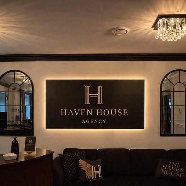 
                        Haven
                     is Female Escorts. | Regina | Saskatchewan | Canada | canadatopescorts.com 