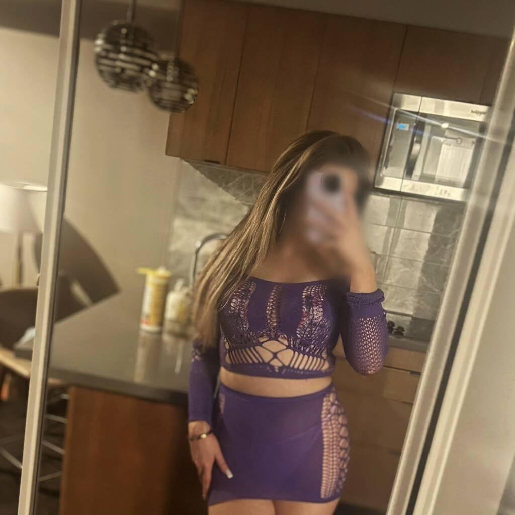 
                        Monika
                     is Female Escorts. | Calgary | Alberta | Canada | canadatopescorts.com 