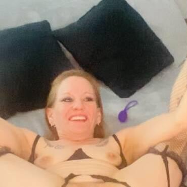 
                        Amber
                     is Female Escorts. | Kelowna | British Columbia | Canada | canadatopescorts.com 