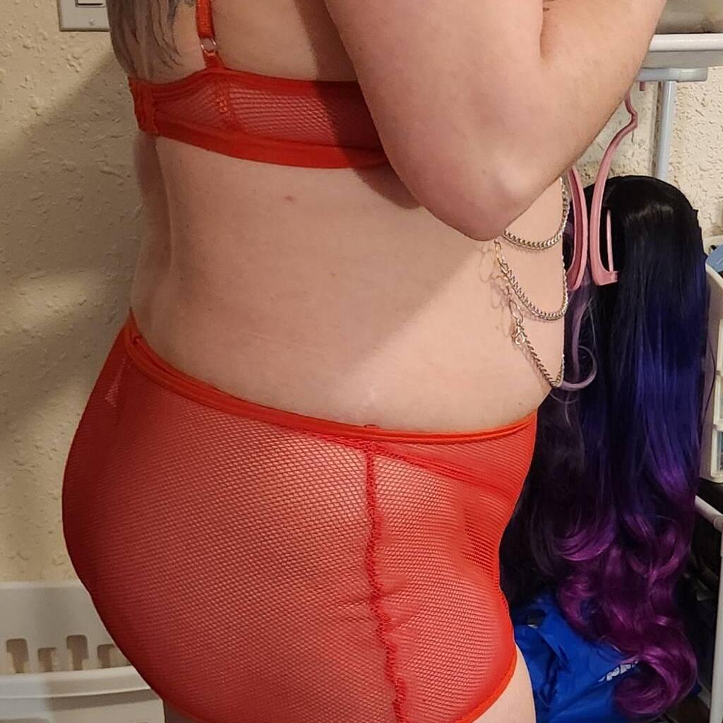 
                        Lacey Divine
                     is Female Escorts. | Prince George | British Columbia | Canada | canadatopescorts.com 