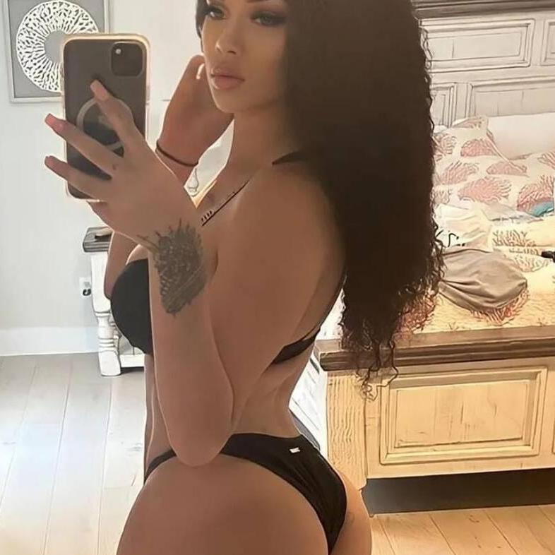 
                        Karla la más hermosa
                     is Female Escorts. | Barrie | Ontario | Canada | canadatopescorts.com 