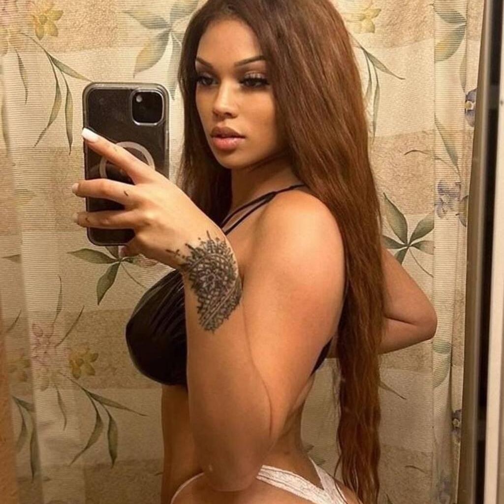 
                        Karla la más hermosa
                     is Female Escorts. | Barrie | Ontario | Canada | canadatopescorts.com 