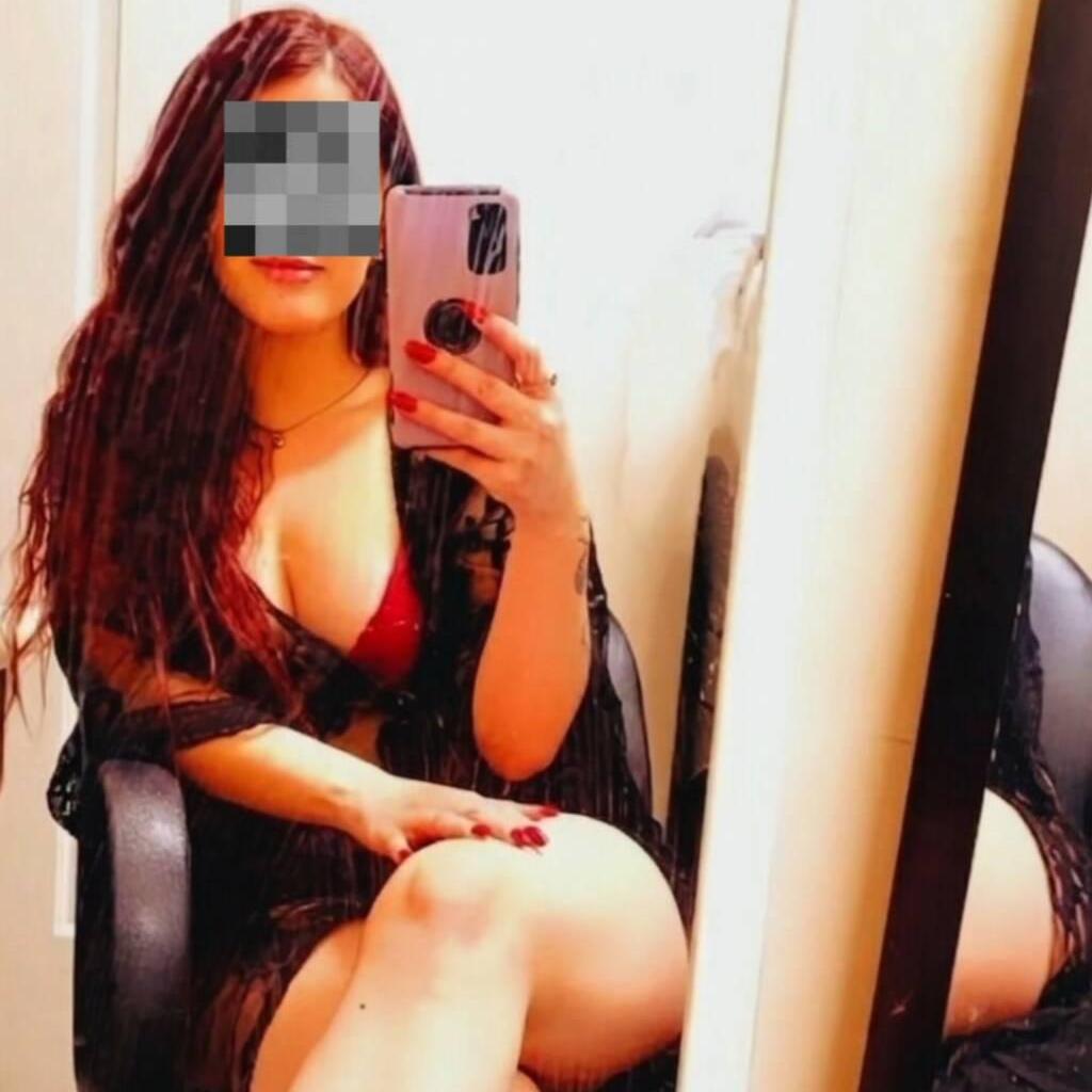 
                        Roxy
                     is Female Escorts. | Vancouver | British Columbia | Canada | canadatopescorts.com 