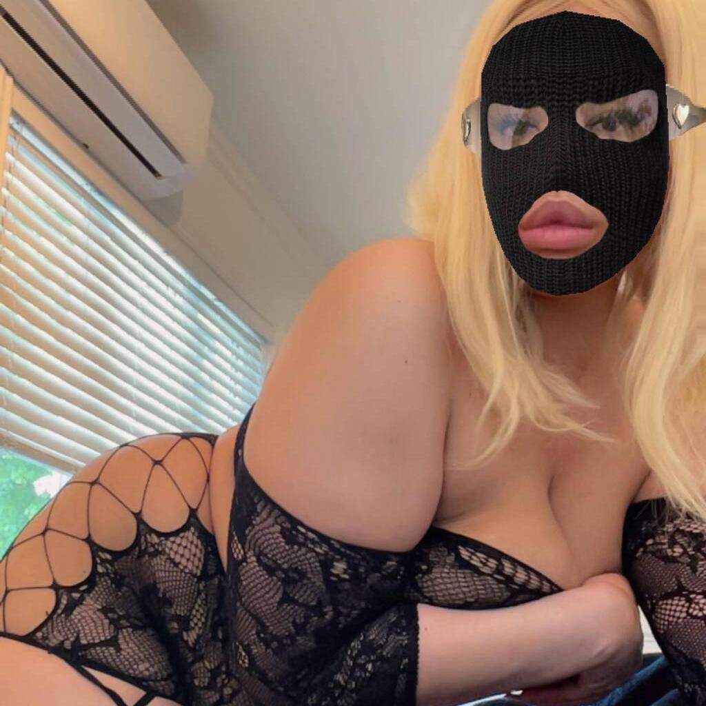 
                        ELLYNA
                     is Female Escorts. | Quebec City | Quebec | Canada | canadatopescorts.com 