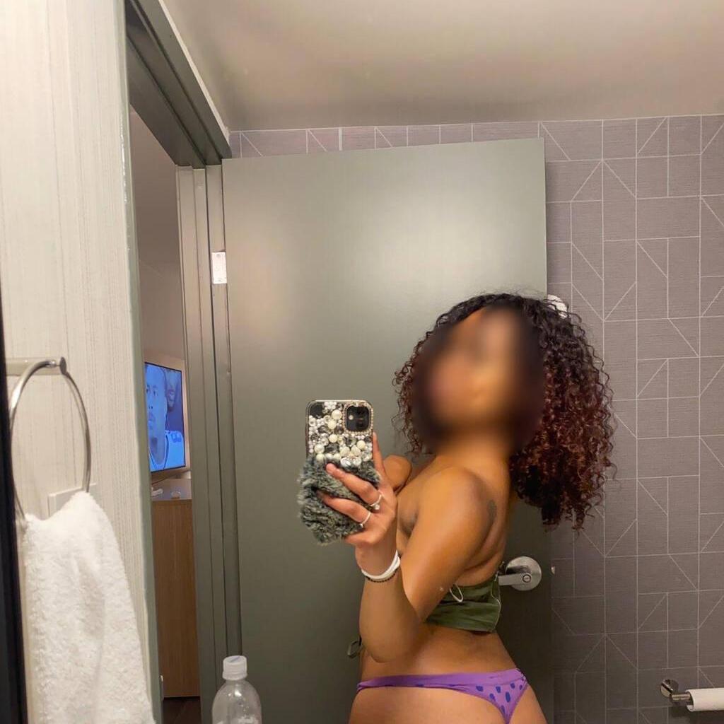 
                        Winter
                     is Female Escorts. | Toronto | Ontario | Canada | canadatopescorts.com 