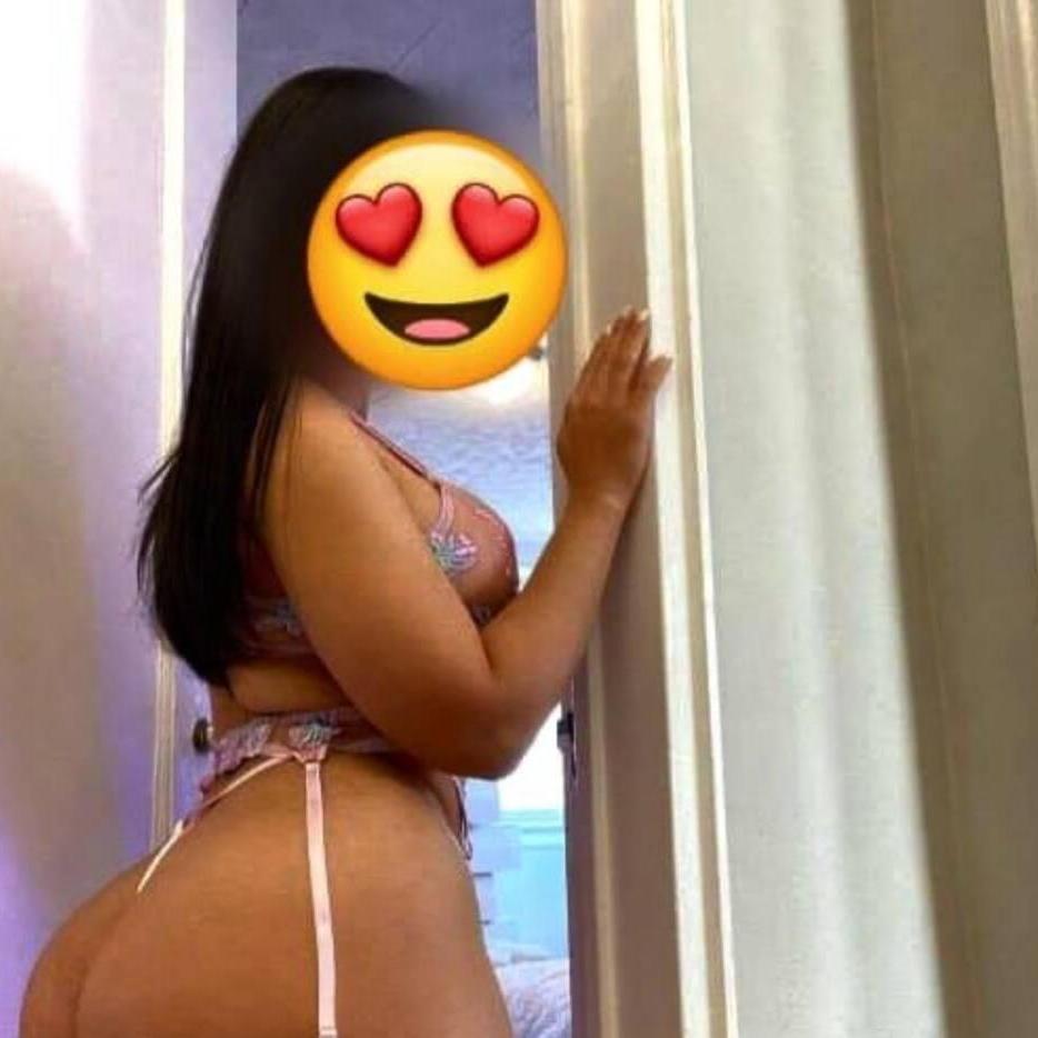 
                        Sky
                     is Female Escorts. | Toronto | Ontario | Canada | canadatopescorts.com 