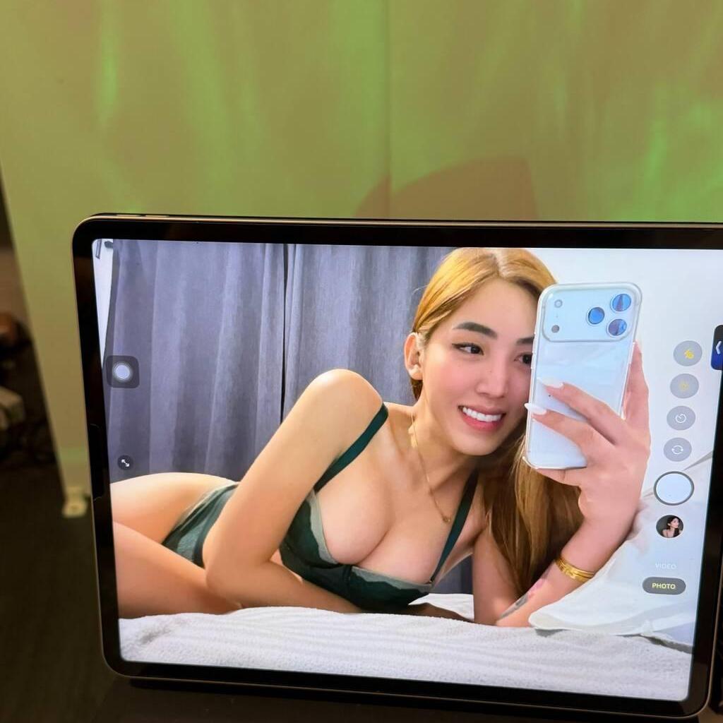 
                        Anne
                     is Female Escorts. | Edmonton | Alberta | Canada | canadatopescorts.com 