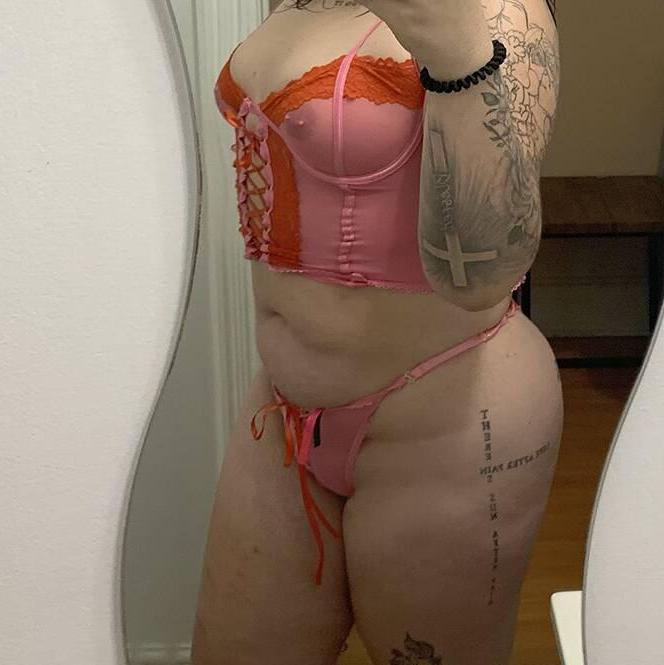 
                        Melissa
                     is Female Escorts. | Niagara | Ontario | Canada | canadatopescorts.com 