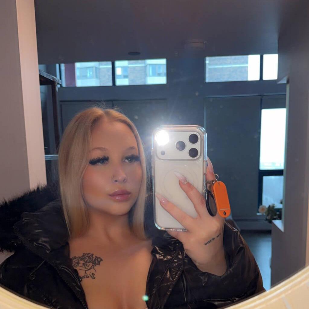 
                        Sweetlove
                     is Female Escorts. | Vancouver | British Columbia | Canada | canadatopescorts.com 