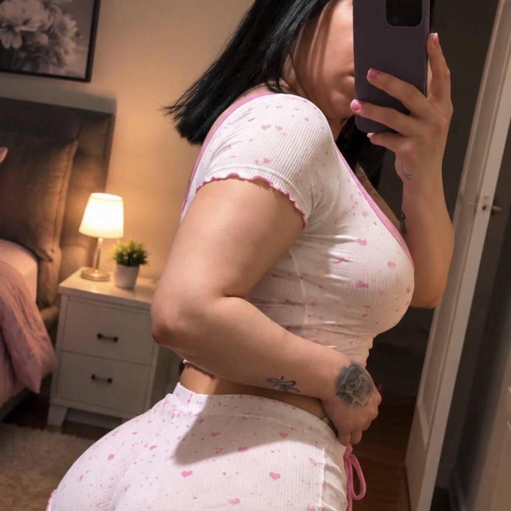 
                        Alexa
                     is Female Escorts. | Edmonton | Alberta | Canada | canadatopescorts.com 