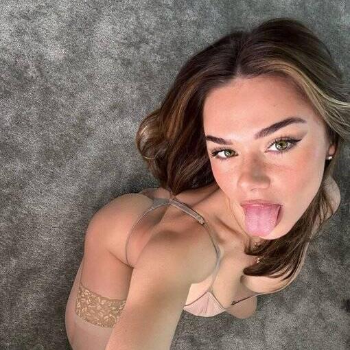 
                        Larissa
                     is Female Escorts. | Hamilton | Ontario | Canada | canadatopescorts.com 