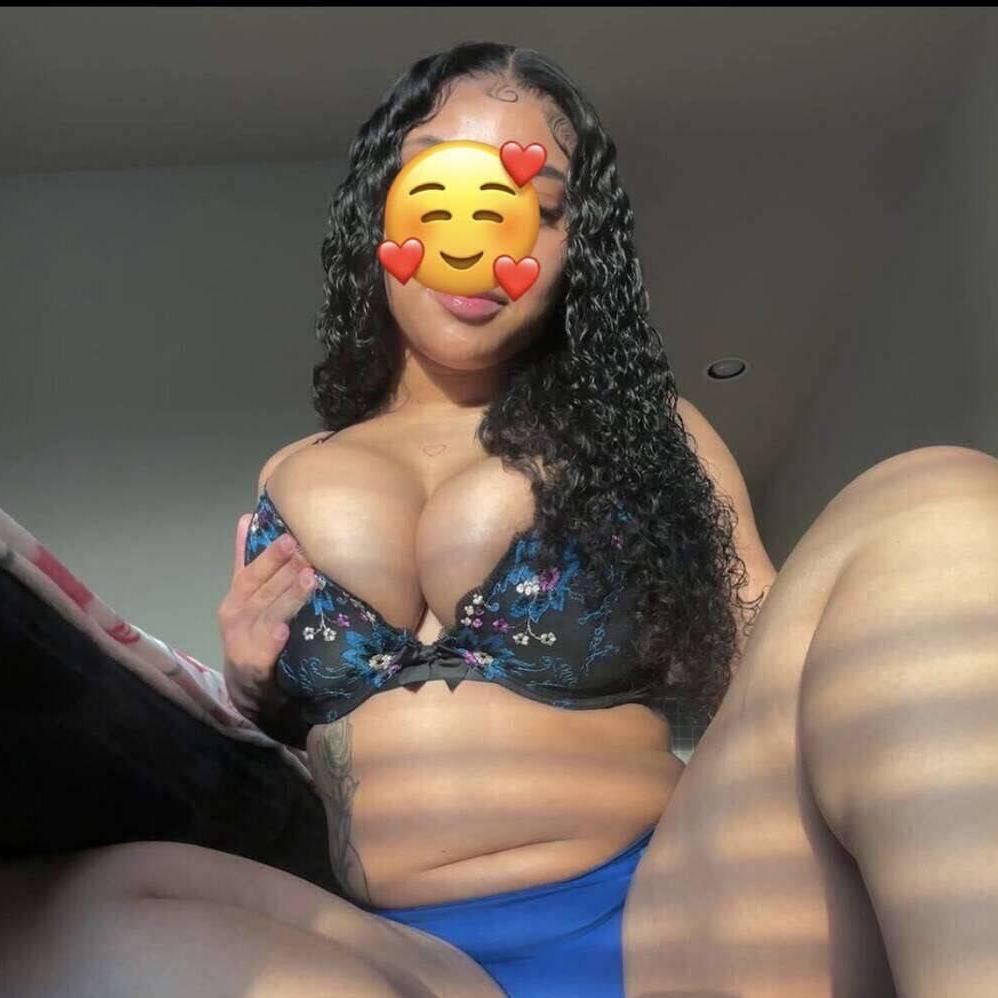 
                        Mia
                     is Female Escorts. | Kingston | Ontario | Canada | canadatopescorts.com 