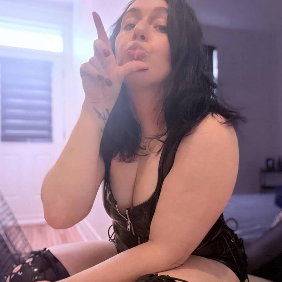 
                        DomMommy01
                     is Female Escorts. | Trois Rivieres | Quebec | Canada | canadatopescorts.com 