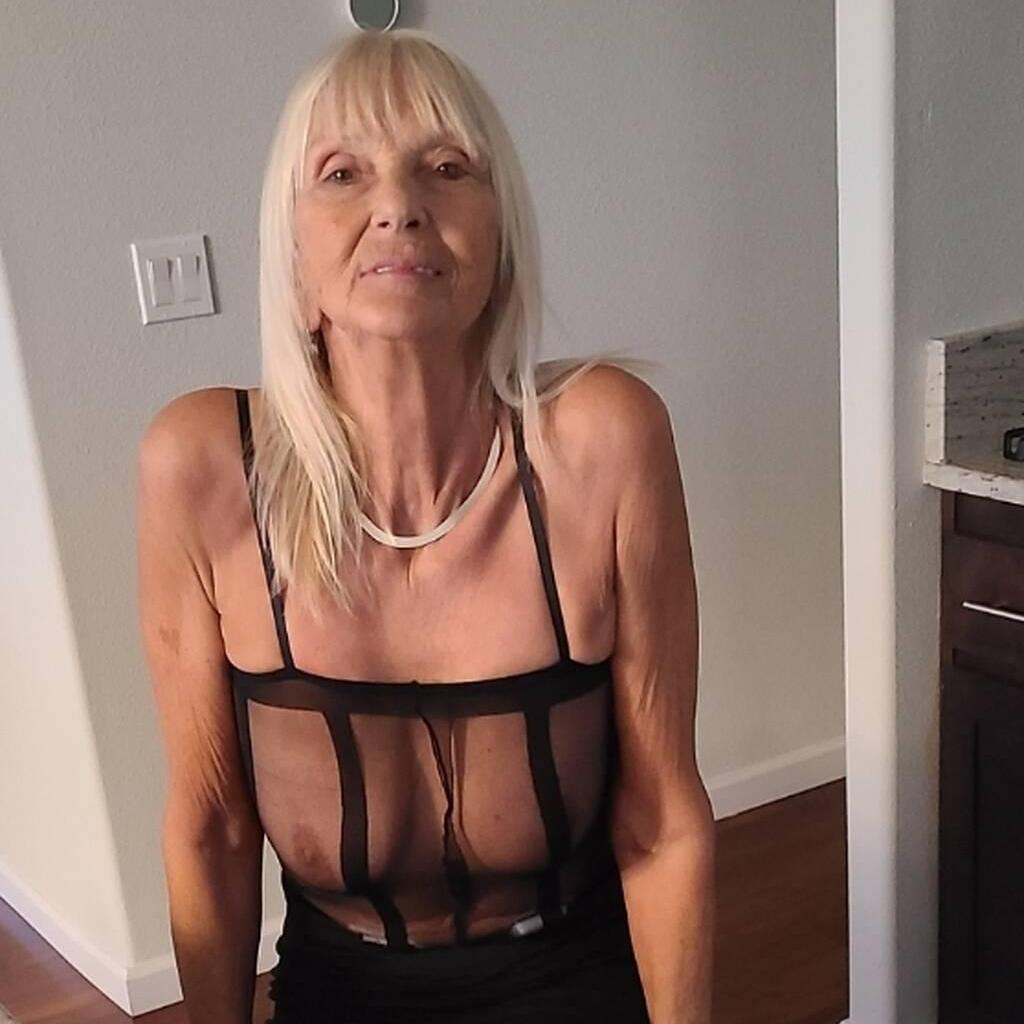 
                        Krissy
                     is Female Escorts. | Kelowna | British Columbia | Canada | canadatopescorts.com 