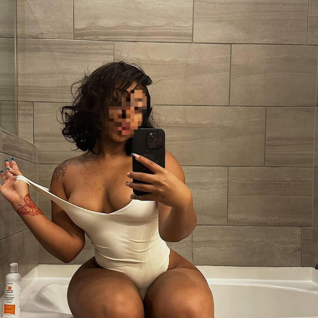 
                        Rocio
                     is Female Escorts. | Barrie | Ontario | Canada | canadatopescorts.com 